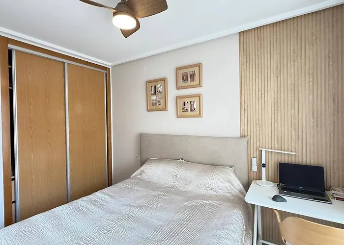 Comfy Del Cura Торевьиа